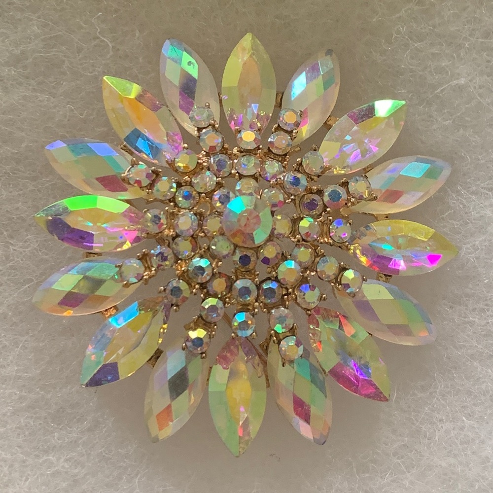 Meet your POSH AMBASSADOR , Nicole 💗